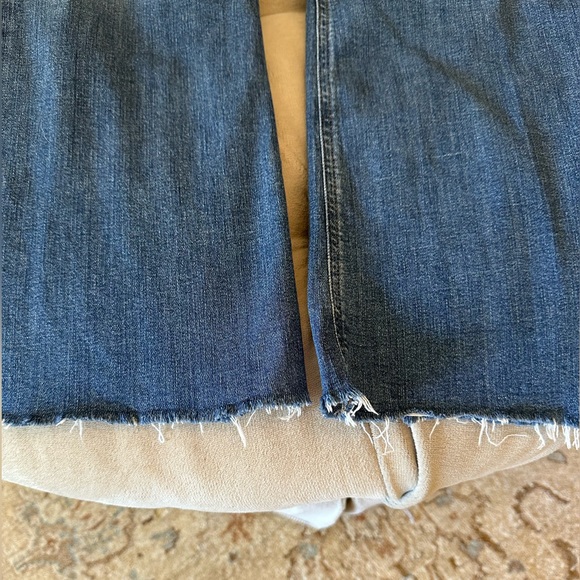 Citizens of Humanity: Isola Mid Rise Cropped Boot, size 31 - Picture 6 of 8